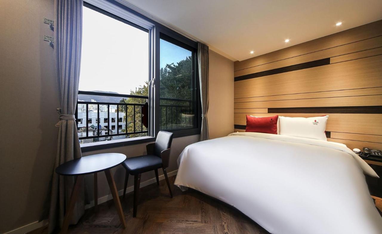 Maron Hotel Nampo Busan Buitenkant foto