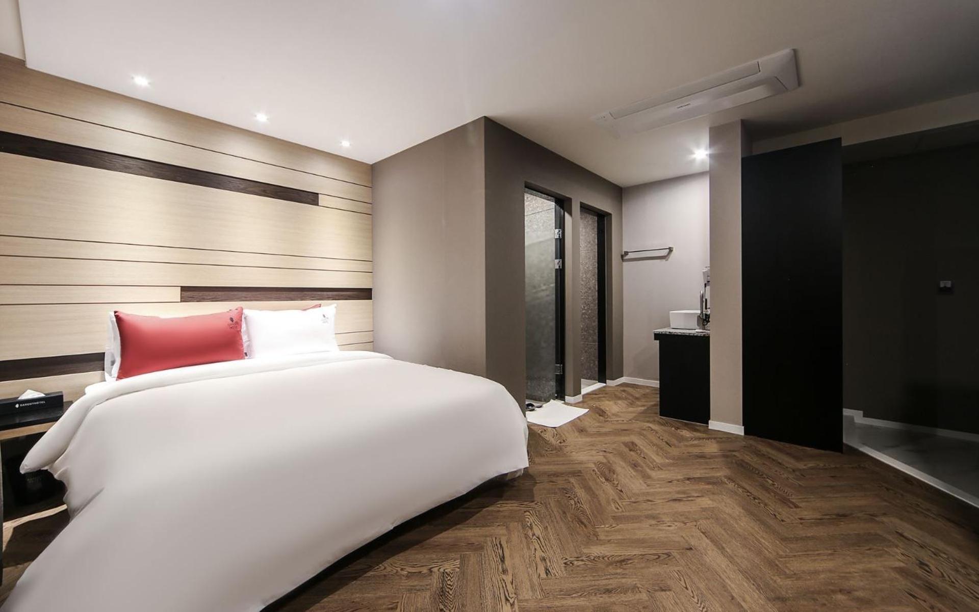 Maron Hotel Nampo Busan Buitenkant foto