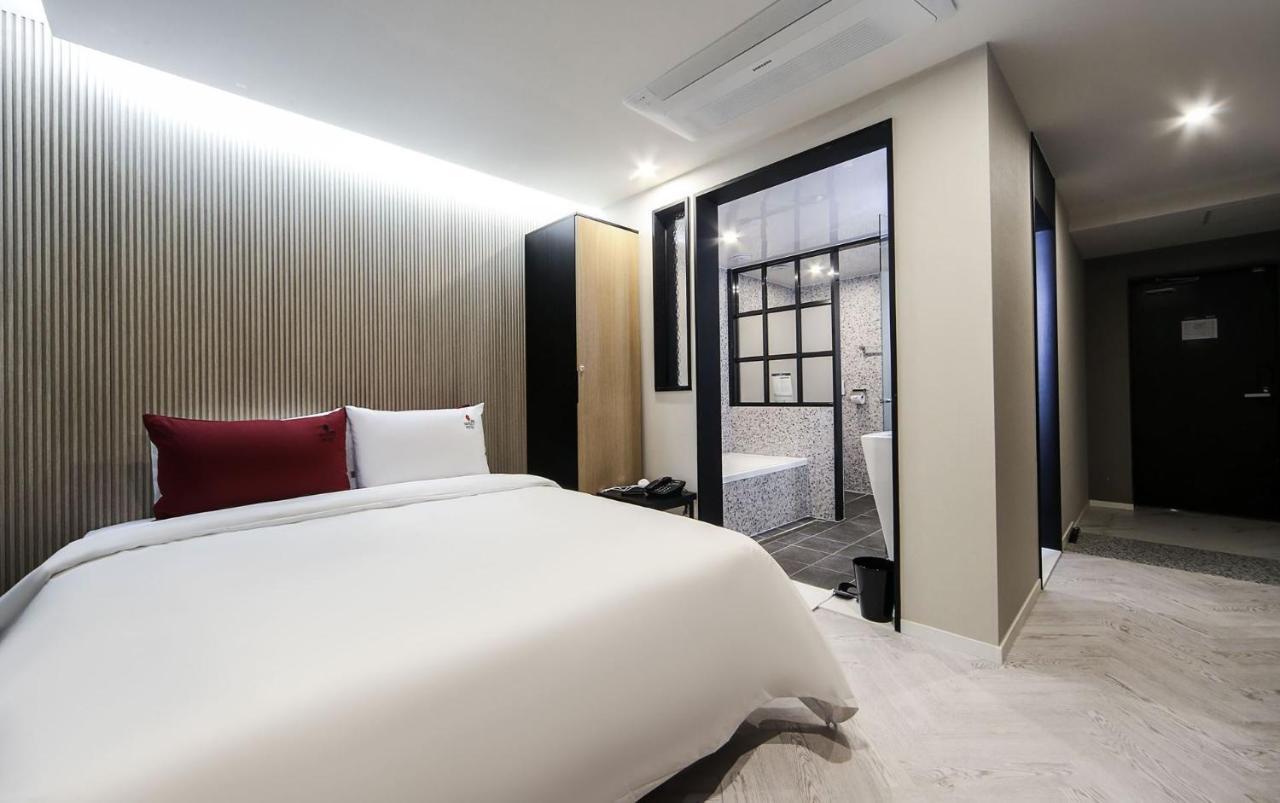 Maron Hotel Nampo Busan Buitenkant foto
